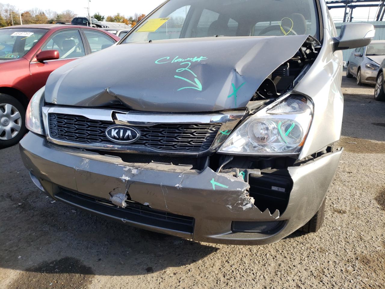 Photo 9 from auction – 2012 KIA SEDONA LX with VIN KNDMG4C75C6432856