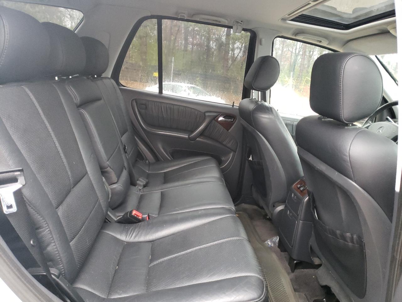 Photo 6 from auction – 2001 MERCEDES-BENZ M-CLASS with VIN 4JGAB72E61A280952