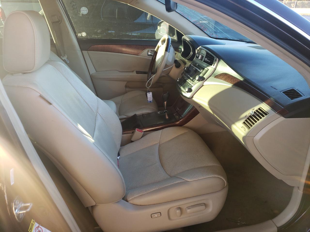 Photo 5 from auction – 2012 TOYOTA AVALON BAS with VIN 4T1BK3DBXCU454880
