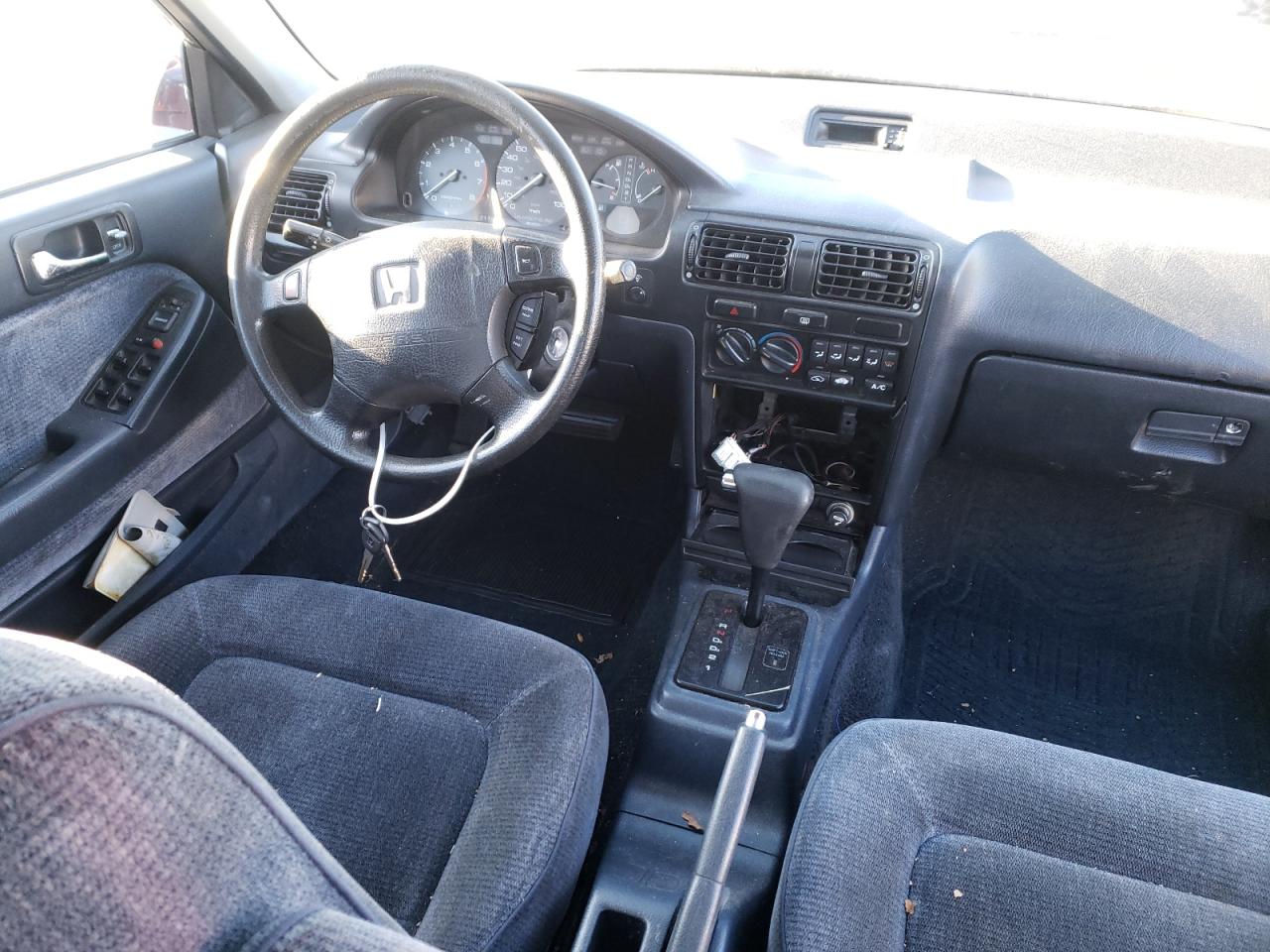Photo 9 from auction – 1993 HONDA ACCORD EX with VIN JHMCB7674PC001146