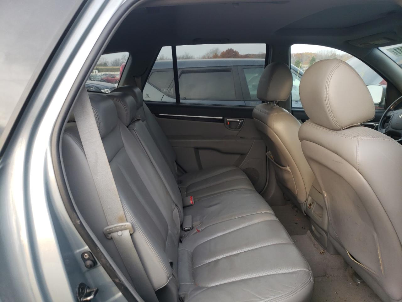 Photo 6 from auction – 2007 HYUNDAI SANTA FE S with VIN 5NMSH73E47H111341
