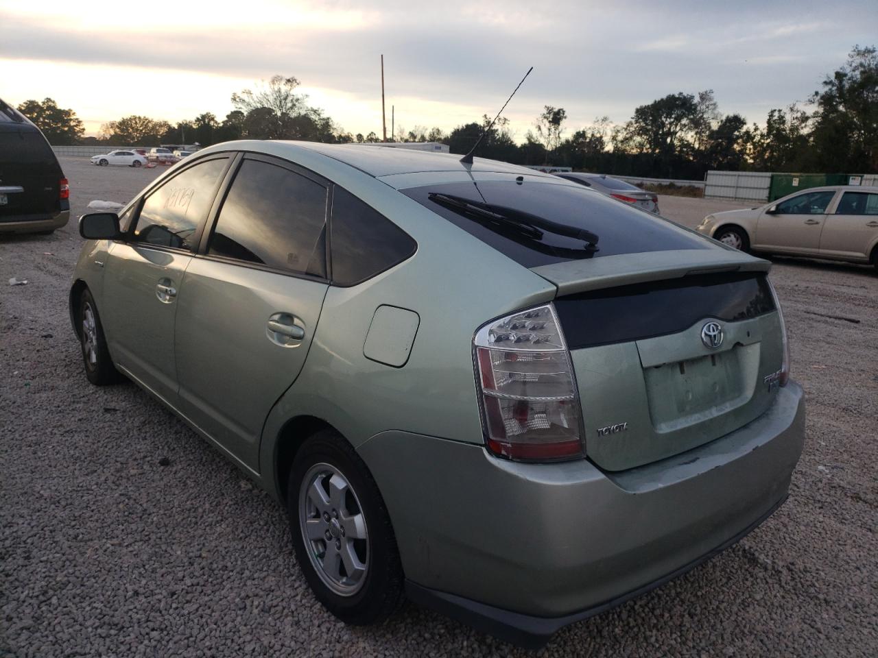 Photo 3 from auction – 2007 TOYOTA PRIUS with VIN JTDKB20U077587710