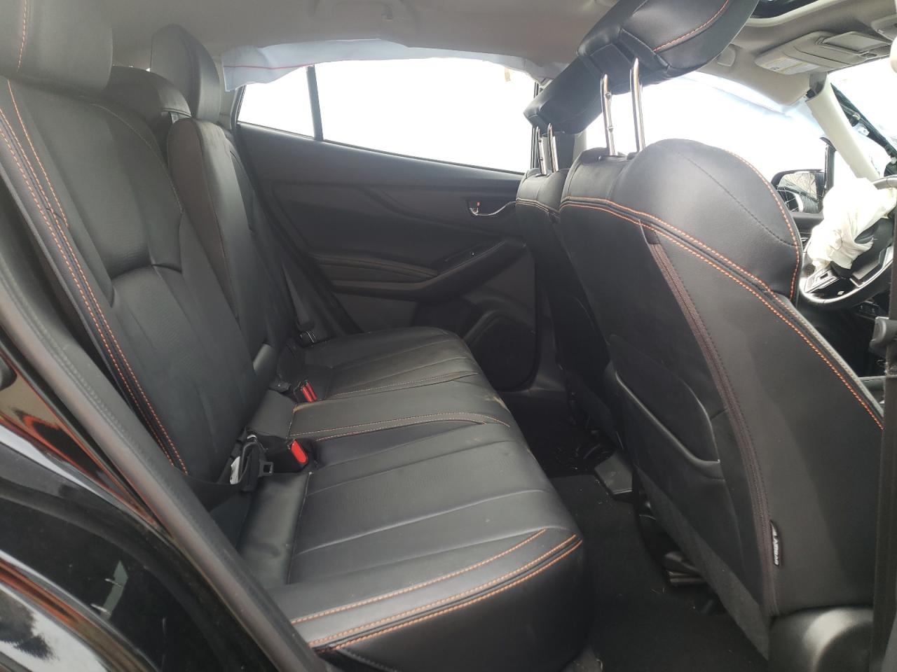 Photo 6 from auction – 2018 SUBARU CROSSTREK with VIN JF2GTAMC5JH264657