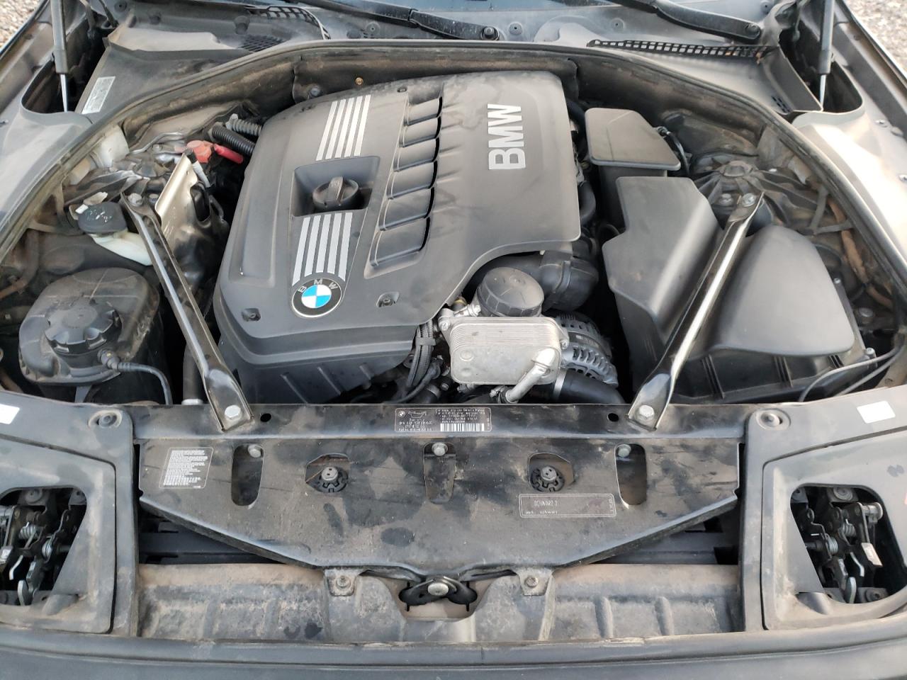 Photo 7 from auction – 2011 BMW 528 I with VIN WBAFR1C54BDS36995
