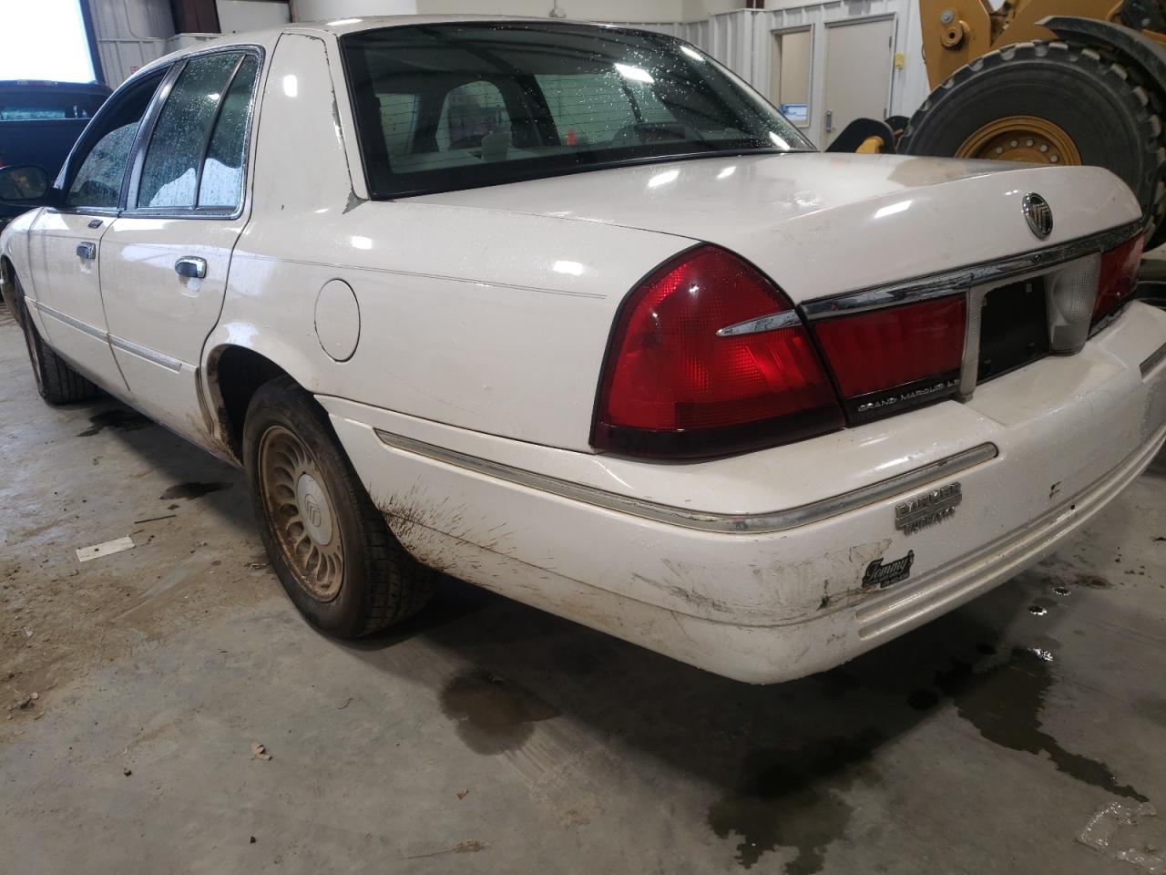 Photo 3 from auction – 2002 MERCURY GRAND MARQ with VIN 2MEFM75W12X633940