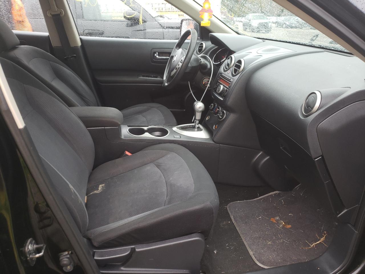 Photo 5 from auction – 2012 NISSAN ROGUE S with VIN JN8AS5MV2CW385228
