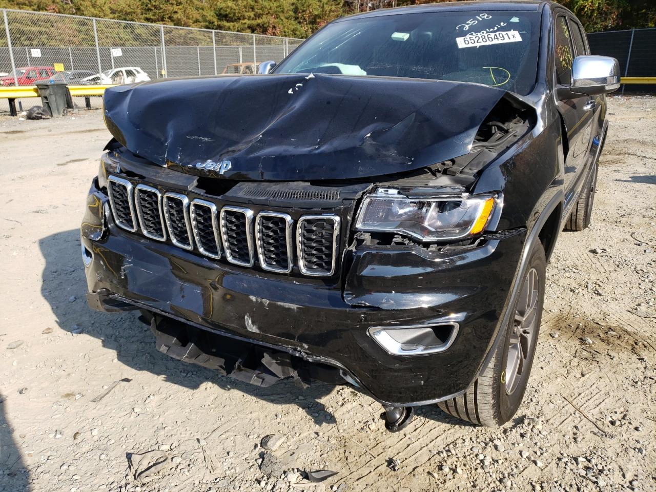 Photo 9 from auction – 2017 JEEP GRAND CHER with VIN 1C4RJFBG1HC842518