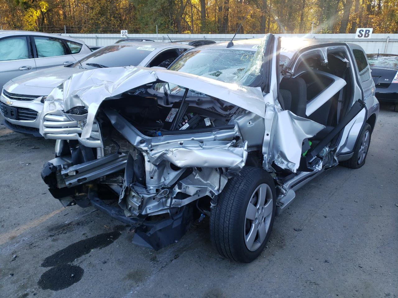 Photo 2 from auction – 2011 CHEVROLET HHR LS with VIN 3GNBAAFWXBS568931
