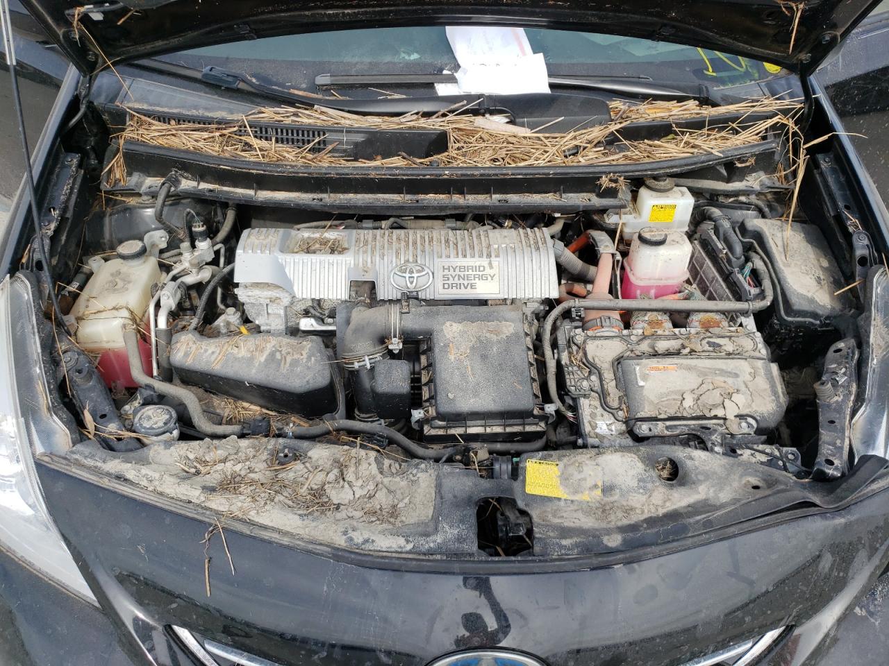 Photo 7 from auction – 2014 TOYOTA PRIUS V with VIN JTDZN3EU6E3337915