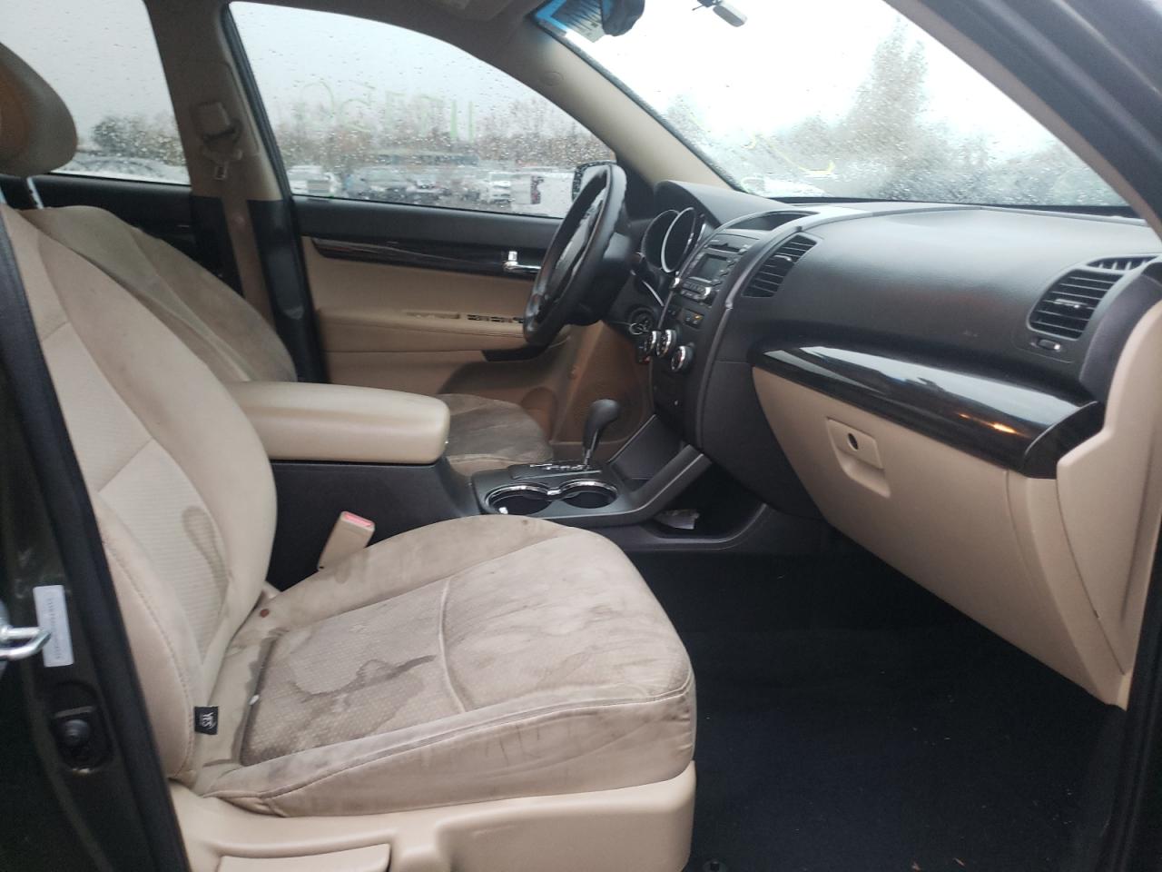 Photo 5 from auction – 2012 KIA SORENTO BA with VIN 5XYKT4A62CG204971