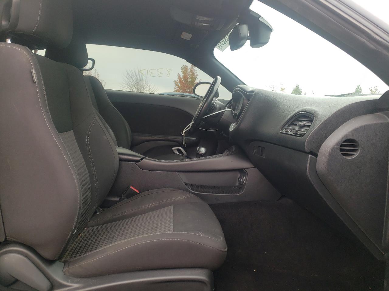 Photo 5 from auction – 2015 DODGE CHALLENGER with VIN 2C3CDZAG7FH855854