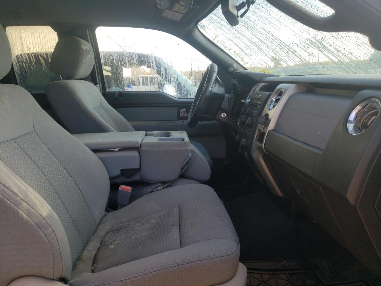 Photo 5 from auction – 2012 FORD F150 SUPER with VIN 1FTEX1EM2CFA18942