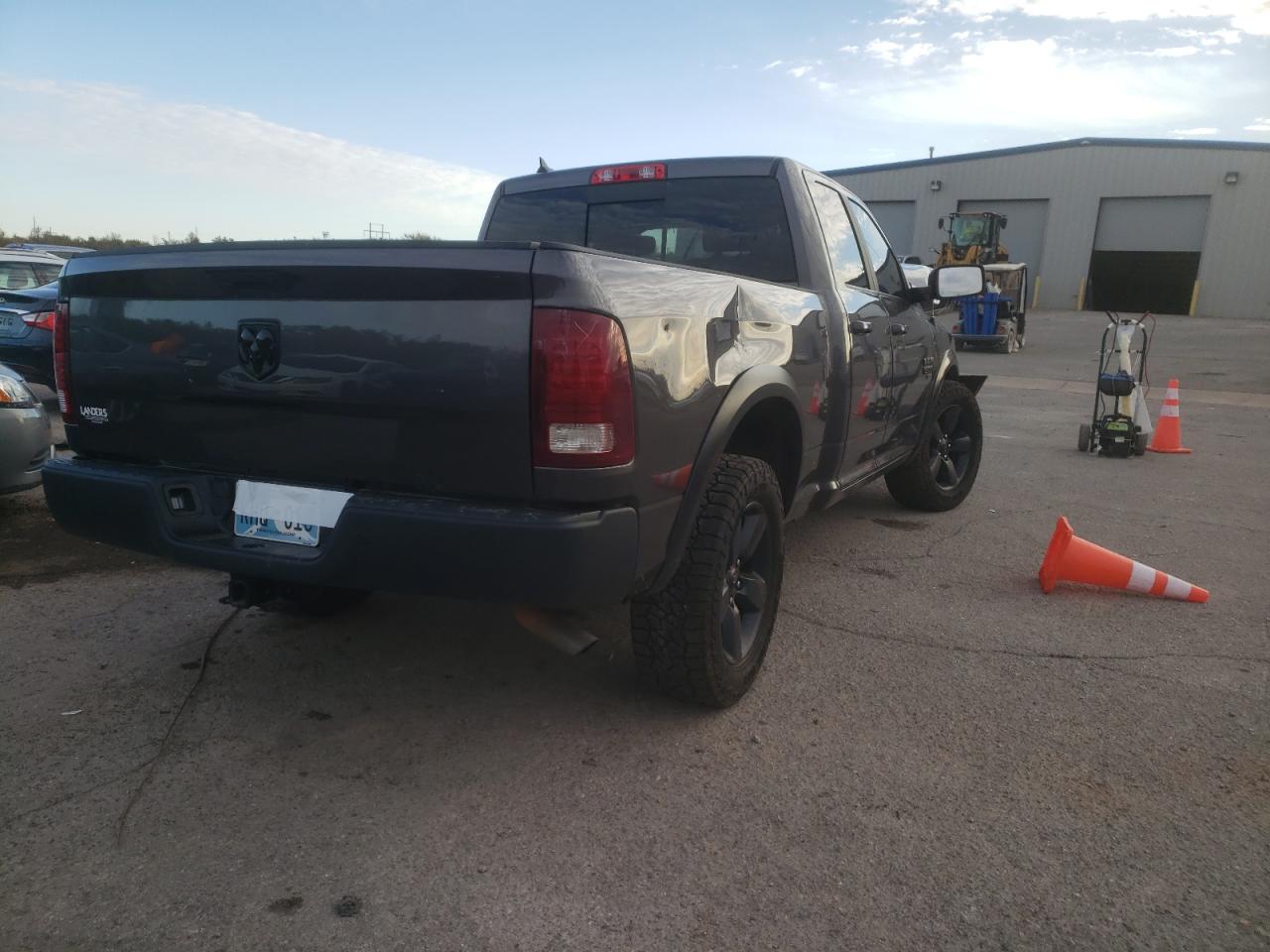 Photo 4 from auction – 2019 RAM 1500 CLASS with VIN 1C6RR6GG2KS676161