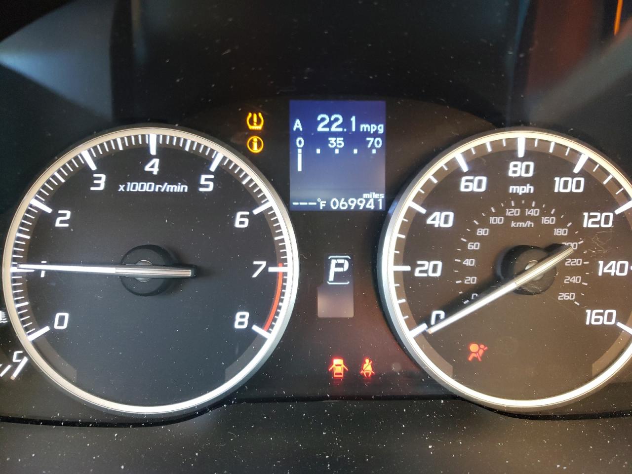 Photo 8 from auction – 2016 ACURA ILX PREMIU with VIN 19UDE2F71GA014949
