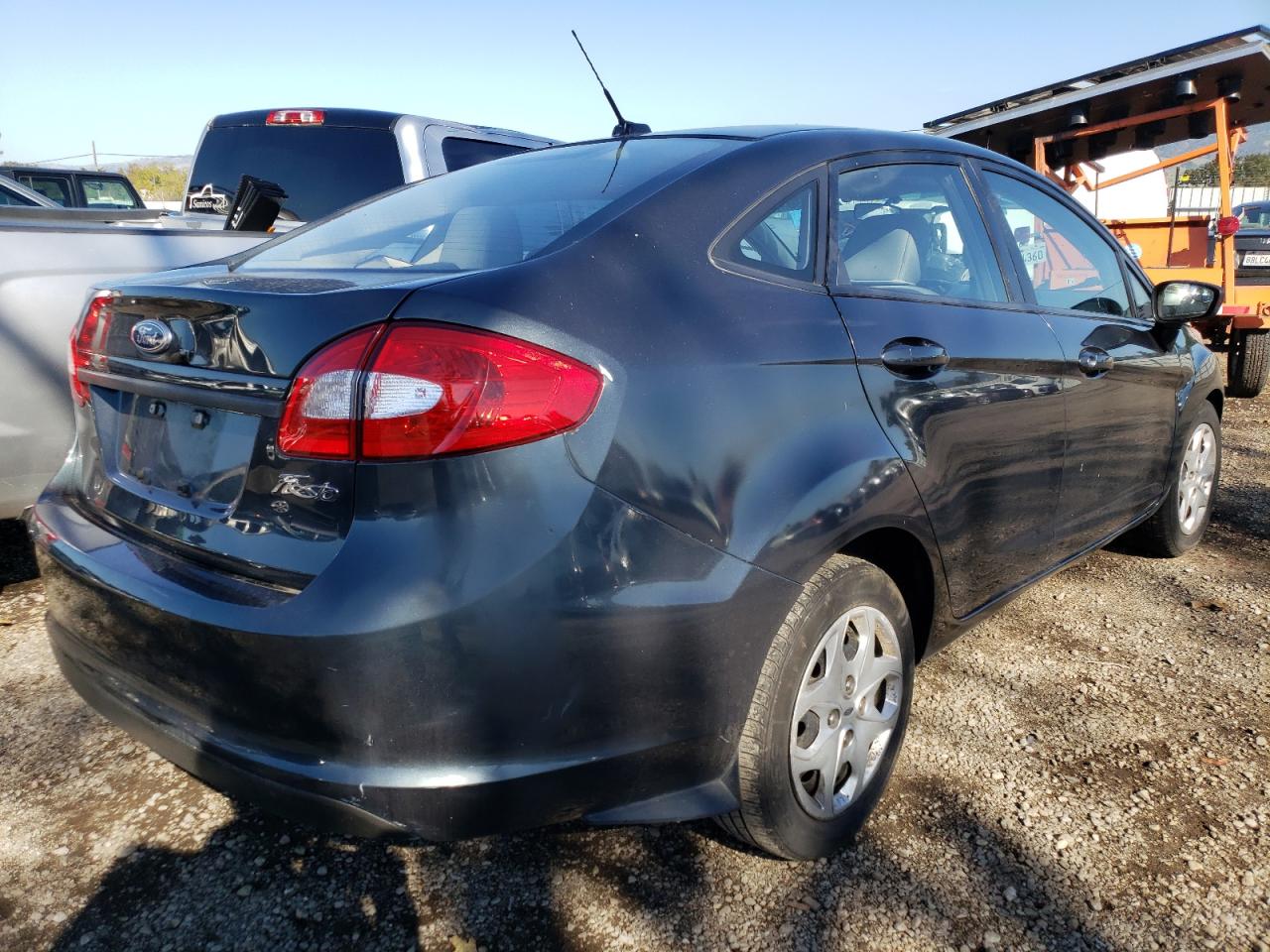 Photo 4 from auction – 2011 FORD FIESTA S with VIN 3FADP4AJ4BM162652