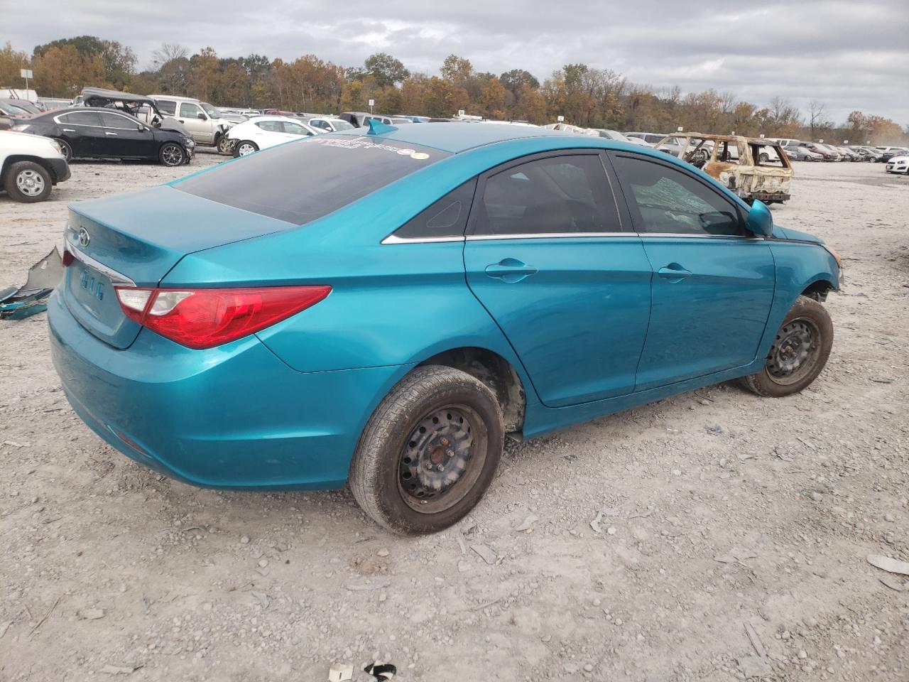 Photo 4 from auction – 2012 HYUNDAI SONATA GLS with VIN 5NPEB4AC1CH415030