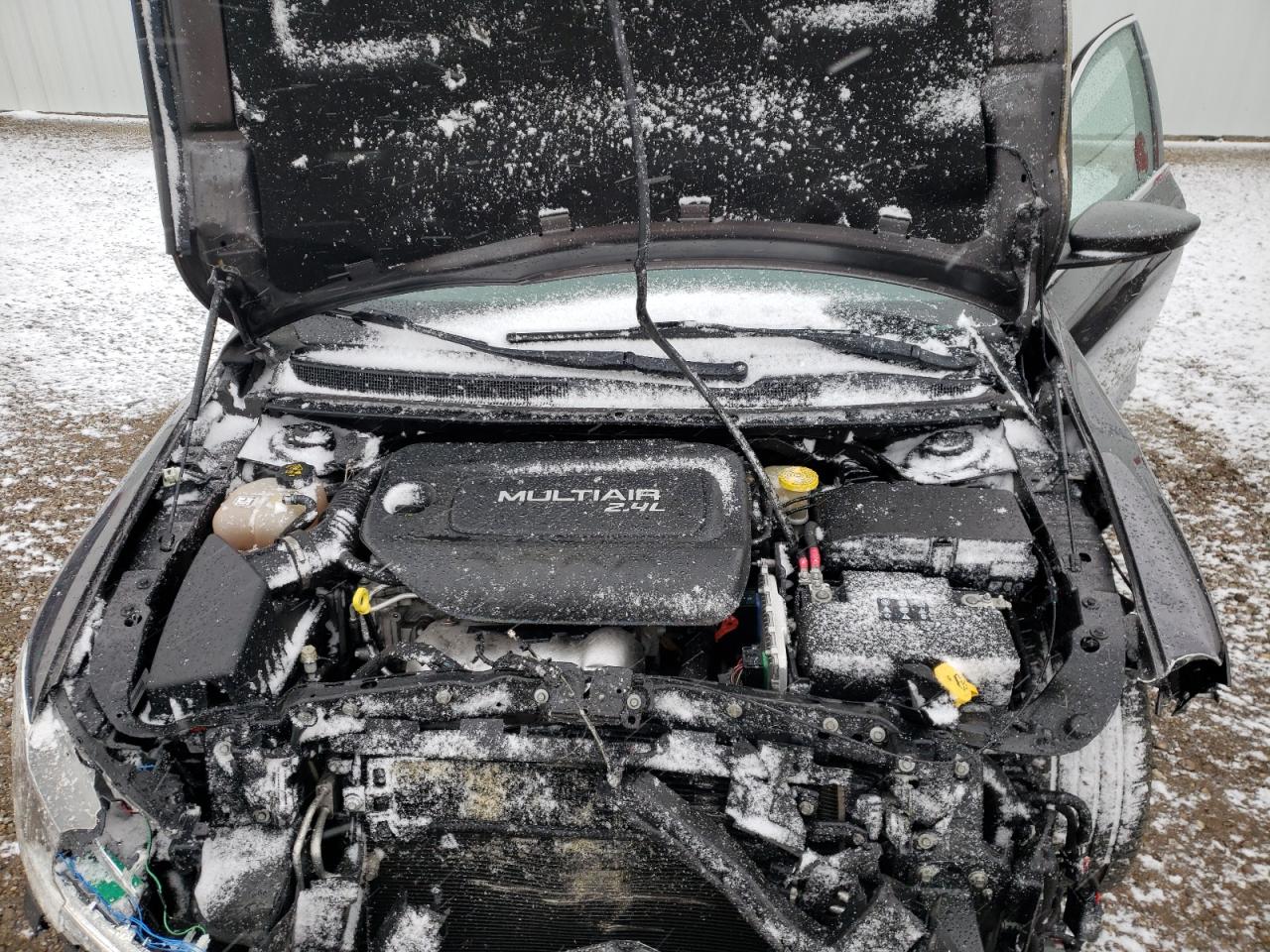 Photo 7 from auction – 2015 CHRYSLER 200 LIMITE with VIN 1C3CCCAB9FN568415