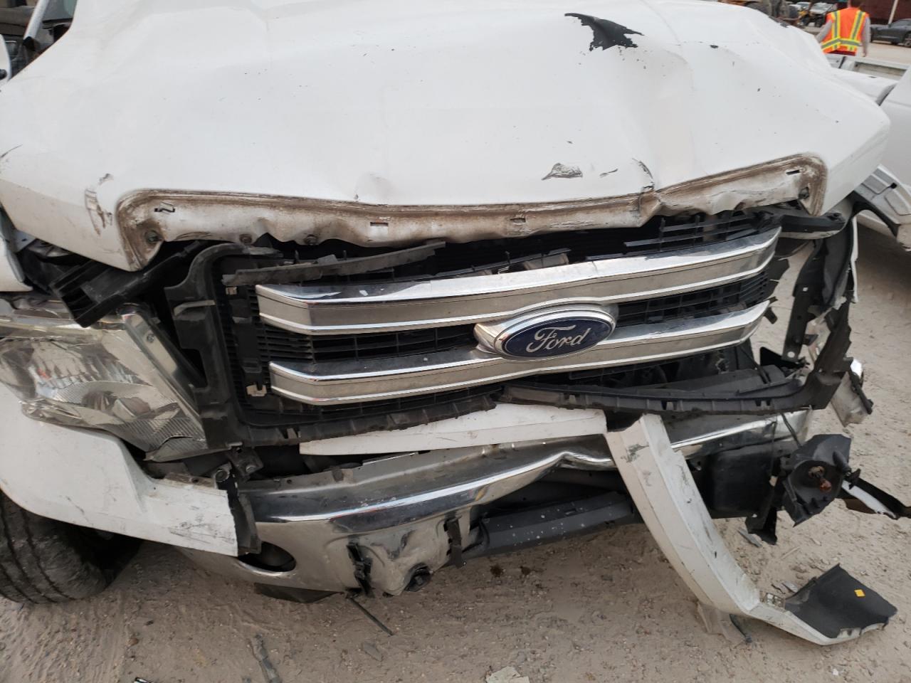Photo 9 from auction – 2013 FORD F150 SUPER with VIN 1FTFW1CF5DFA35005