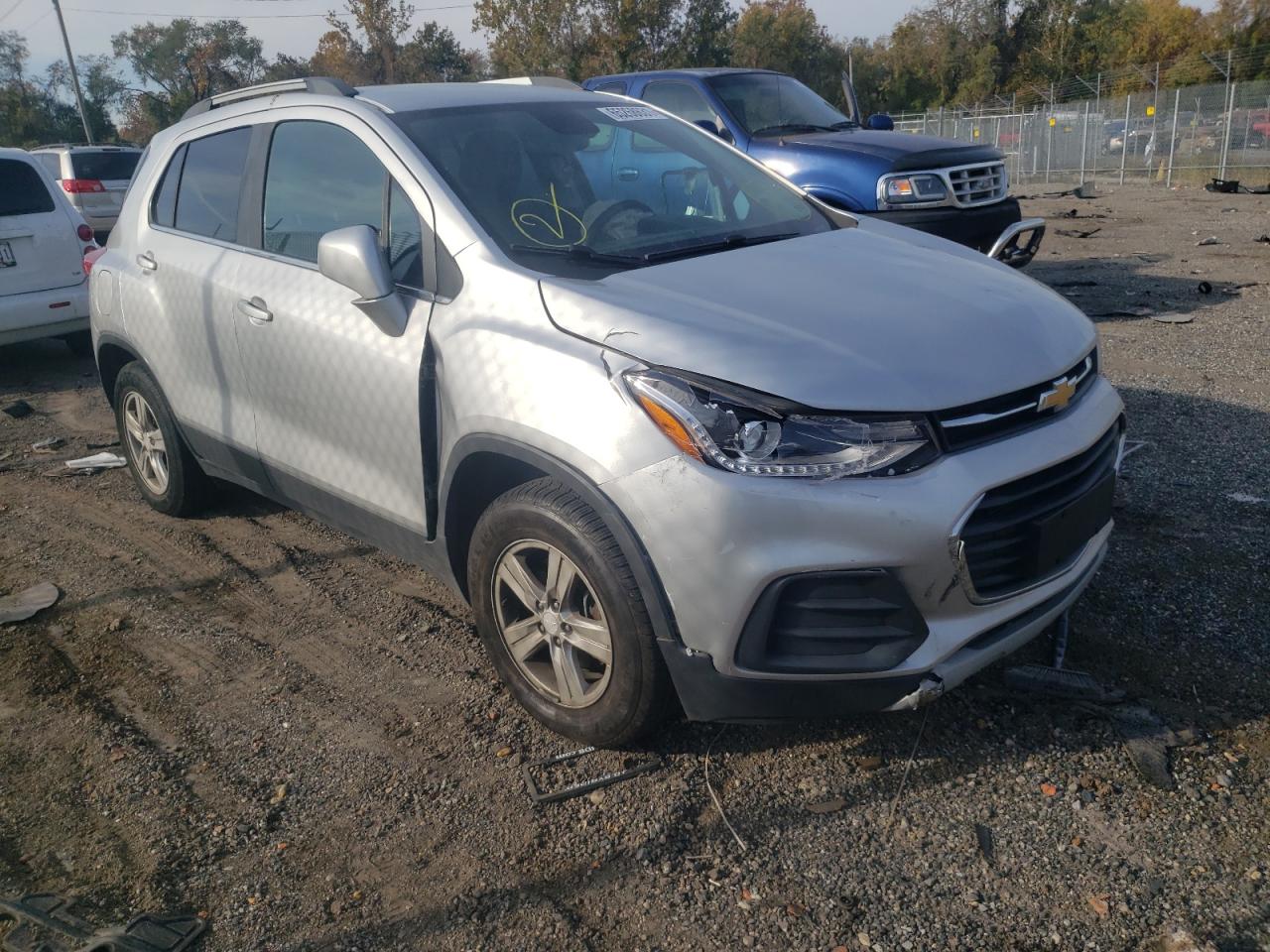CHEVROLET TRAX 1LT 2017 with VIN 3GNCJPSB1HL149783 - Photo from auction