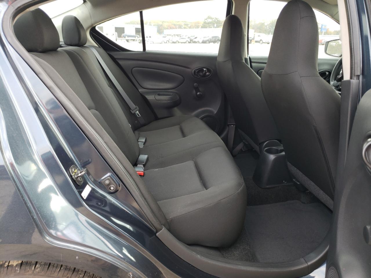 Photo 6 from auction – 2017 NISSAN VERSA S with VIN 3N1CN7AP7HL849711