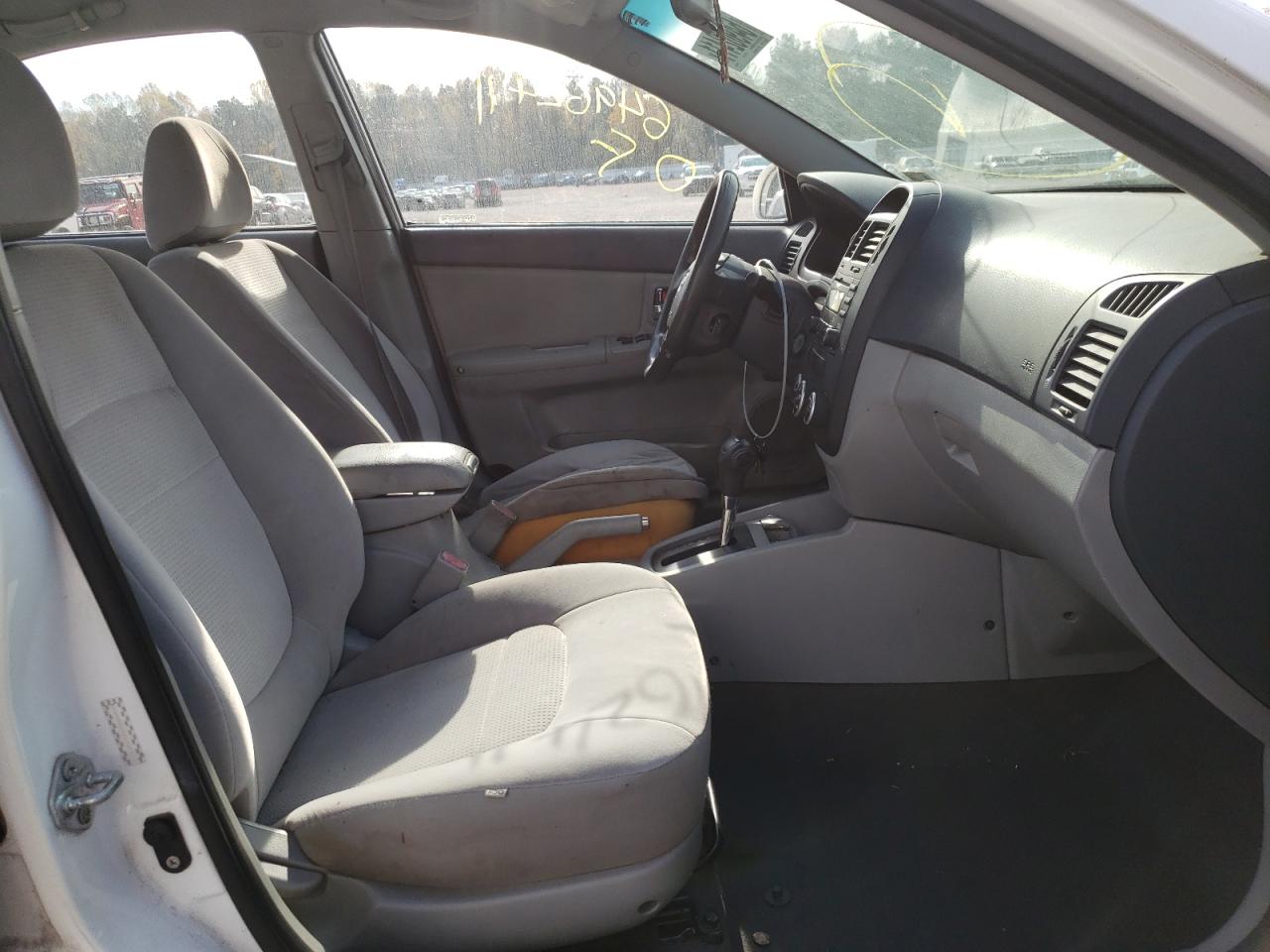 Photo 5 from auction – 2009 KIA SPECTRA EX with VIN KNAFE222595585578