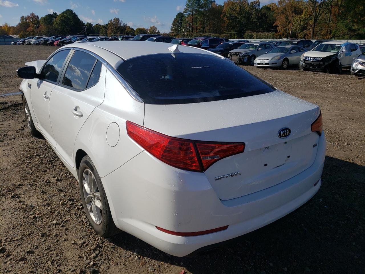 Photo 3 from auction – 2011 KIA OPTIMA LX with VIN KNAGM4A79B5151590