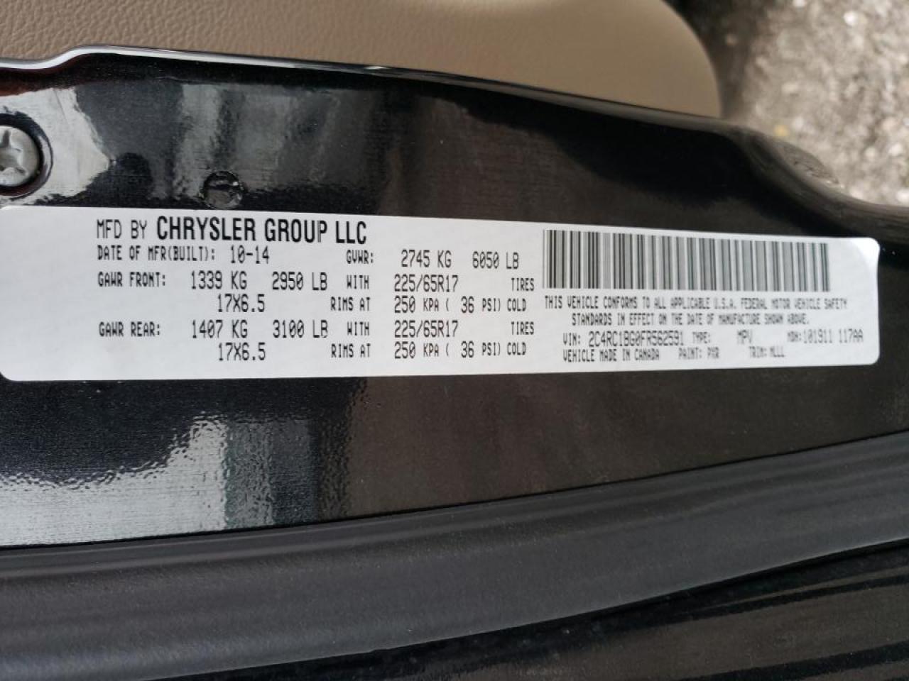 Photo 10 from auction – 2015 CHRYSLER TOWN & COU with VIN 2C4RC1BG0FR562591