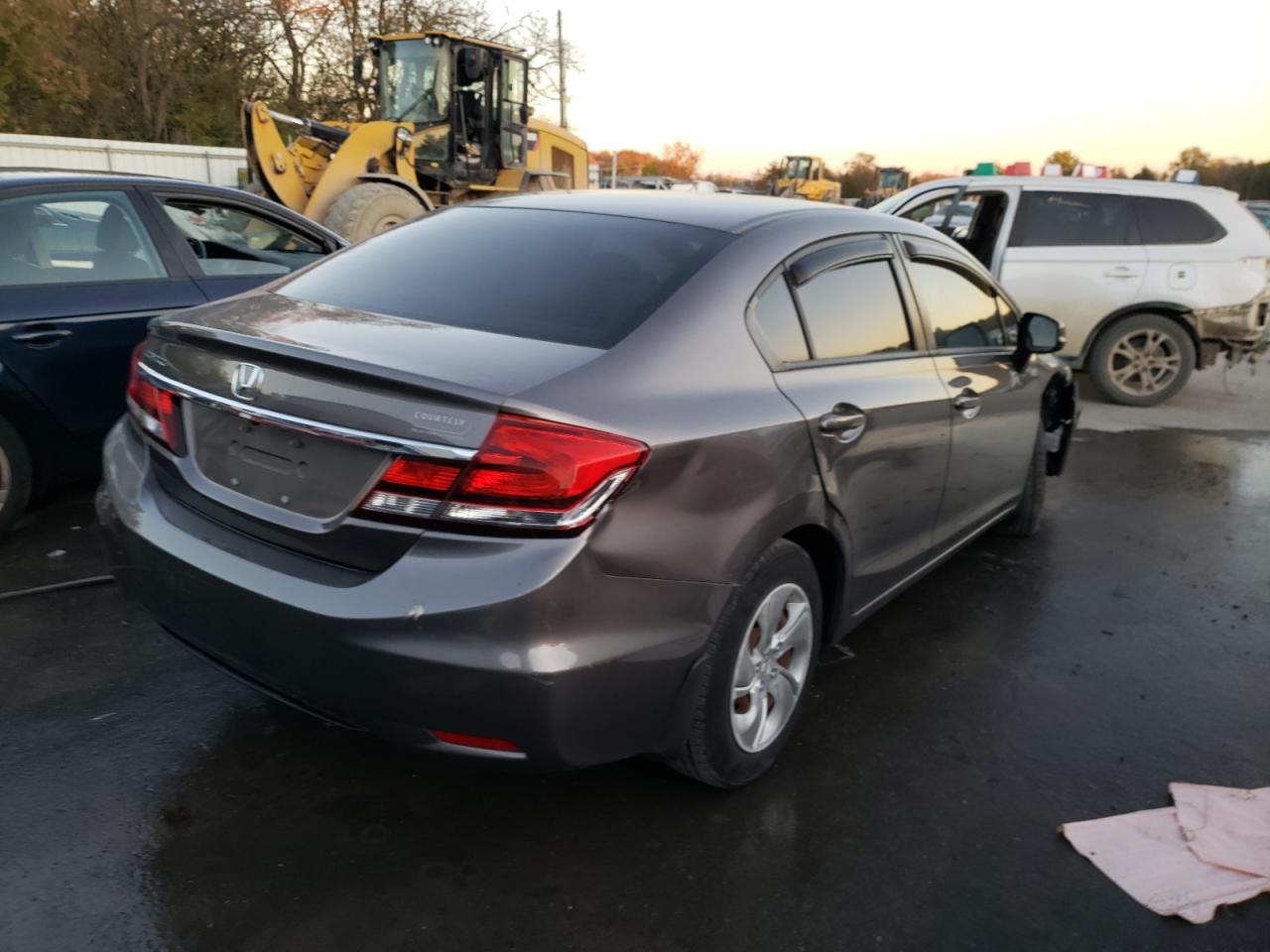 Photo 4 from auction – 2013 HONDA CIVIC LX with VIN 19XFB2F51DE005207