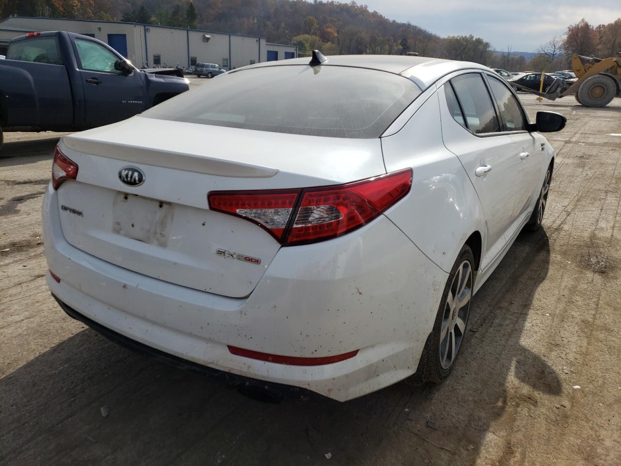 Photo 4 from auction – 2013 KIA OPTIMA SX with VIN 5XXGR4A65DG180742