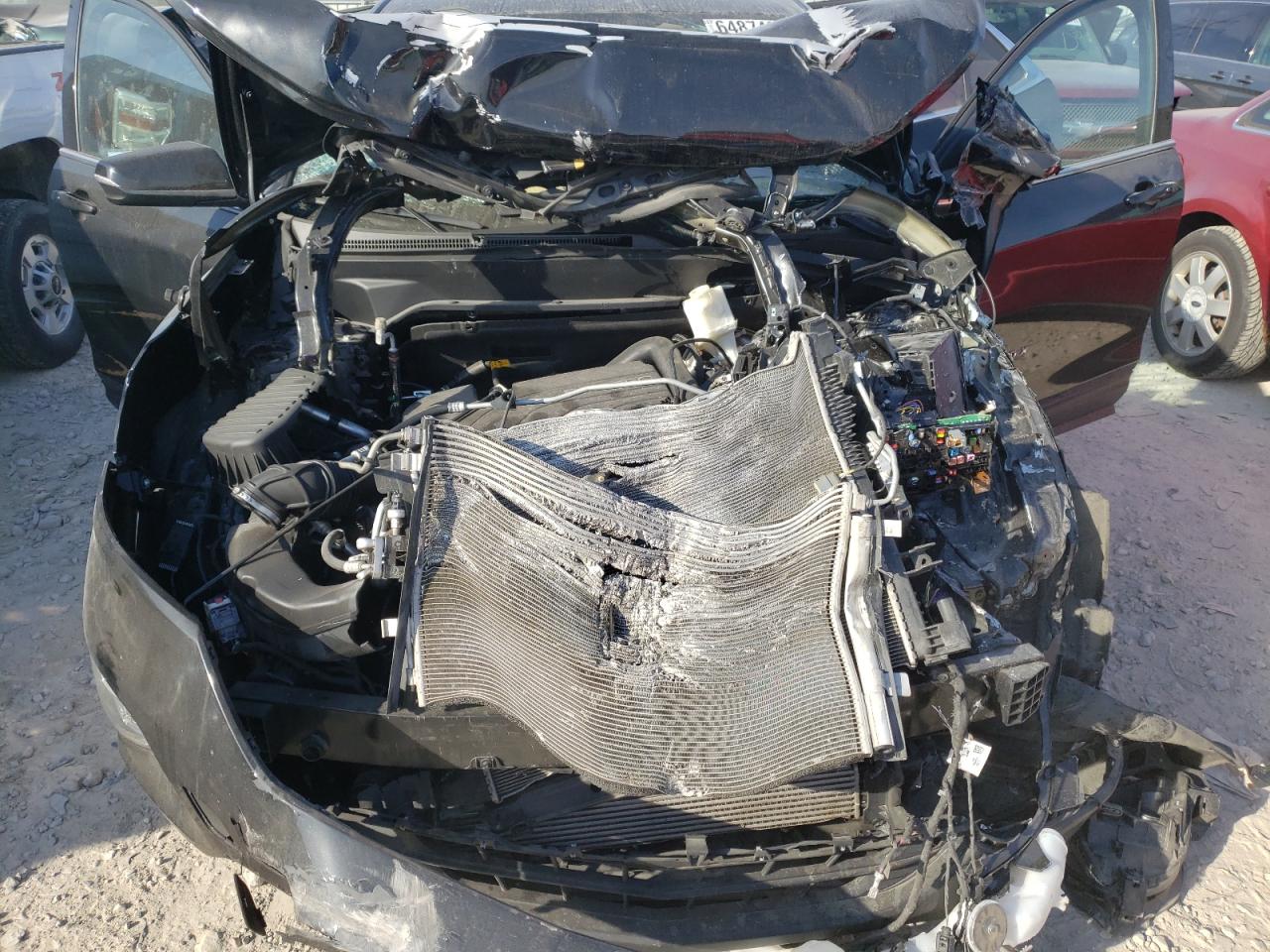 Photo 7 from auction – 2019 CHEVROLET EQUINOX LT with VIN 3GNAXKEV9KL100871
