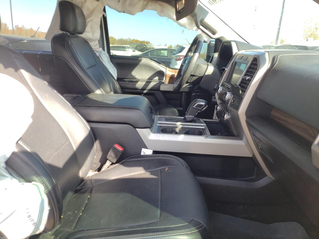 Photo 5 from auction – 2017 FORD F150 SUPER with VIN 1FTEW1EG8HFB20332