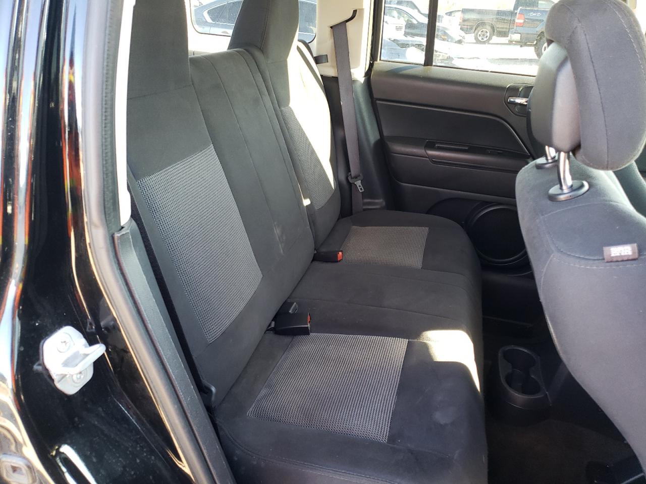 Photo 6 from auction – 2016 JEEP PATRIOT SP with VIN 1C4NJPBA2GD669634