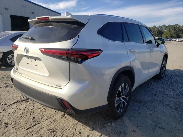 Photo 4 from auction – 2021 TOYOTA HIGHLANDER with VIN 5TDGZRAH1MS532728