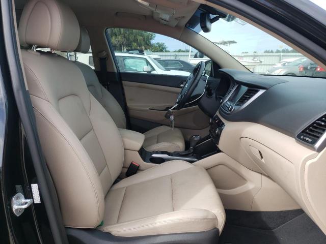 Photo 5 from auction – 2017 HYUNDAI TUCSON LIM with VIN KM8J33A29HU273418