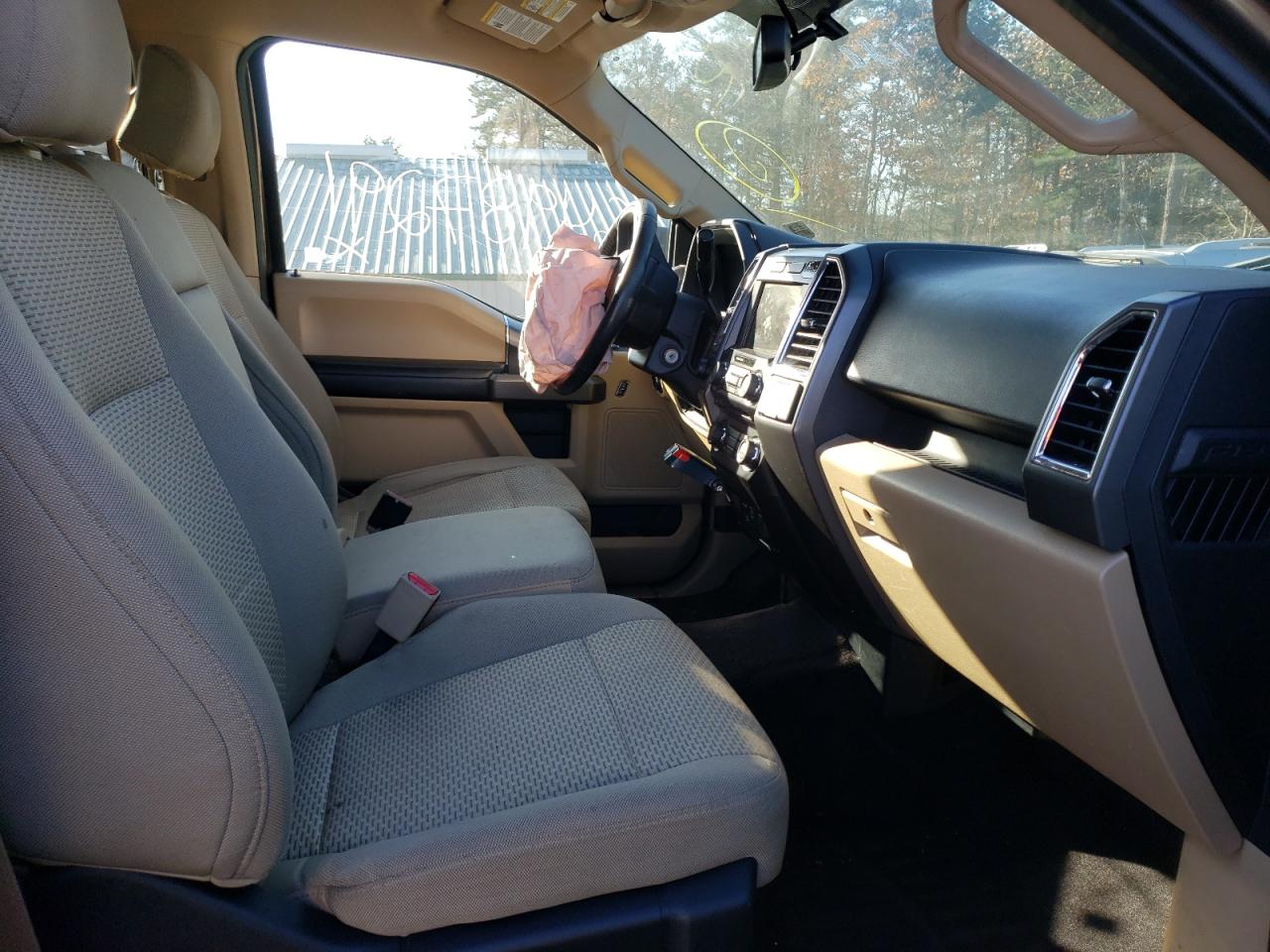 Photo 5 from auction – 2015 FORD F150 SUPER with VIN 1FTEW1EG9FFC67238