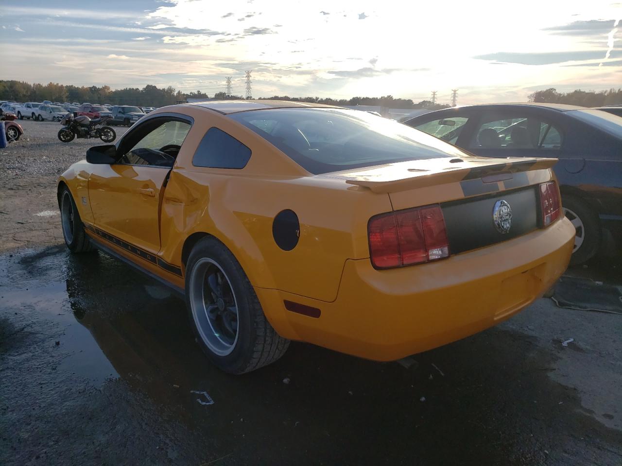 Photo 3 from auction – 2008 FORD MUSTANG with VIN 1ZVHT80N685166295