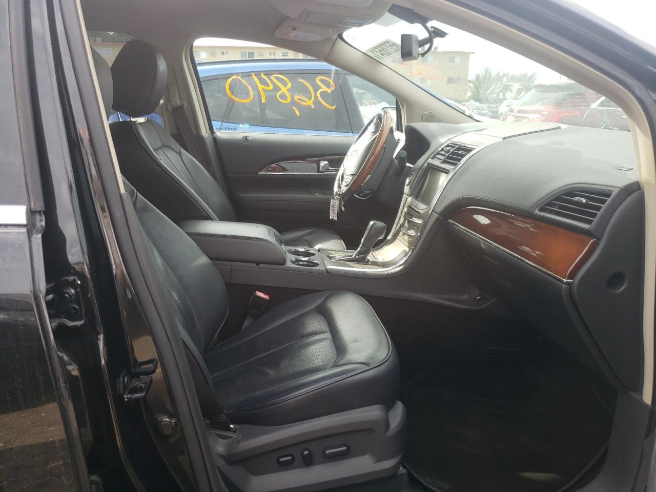 Photo 5 from auction – 2015 LINCOLN MKX with VIN 2LMDJ6JK6FBL20559