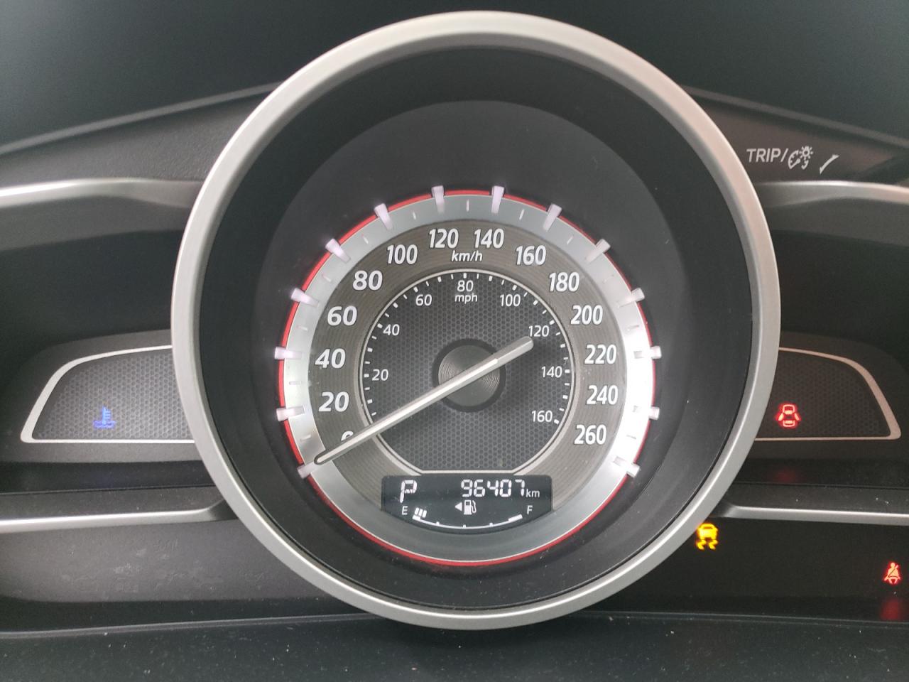 Photo 8 from auction – 2014 MAZDA 3 SPORT with VIN JM1BM1K79E1130101