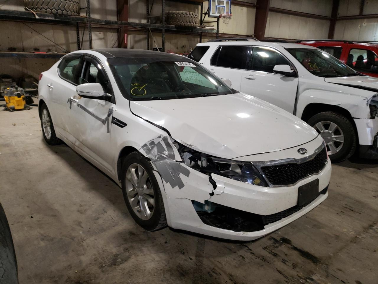 KIA OPTIMA EX 2013 with VIN 5XXGN4A75DG104331 - Photo from auction