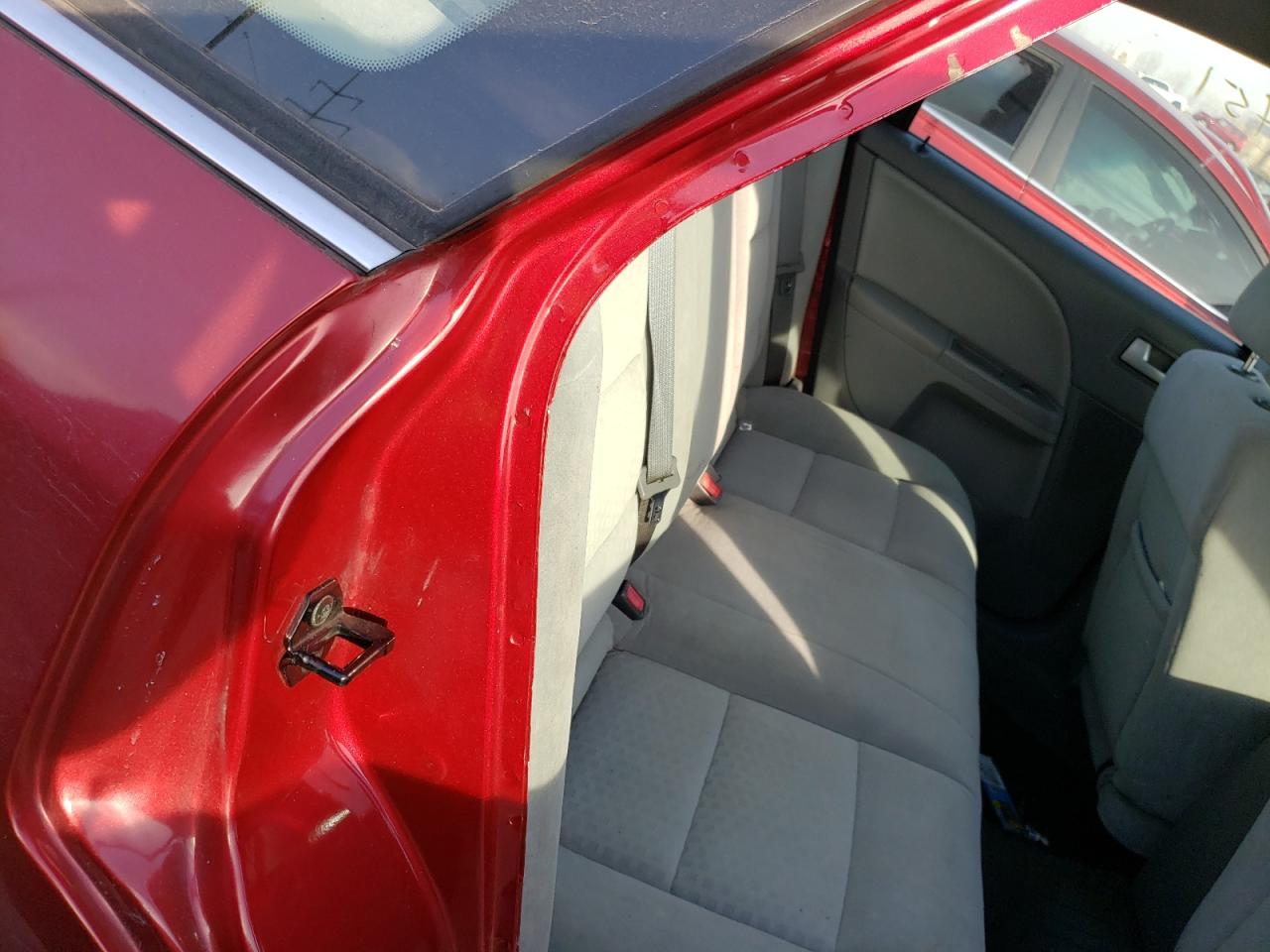 Photo 6 from auction – 2006 FORD FIVE HUNDR with VIN 1FAFP23126G111371