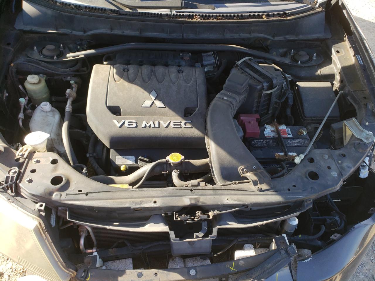 Photo 7 from auction – 2007 MITSUBISHI OUTLANDER with VIN JA4MS31X17Z004616