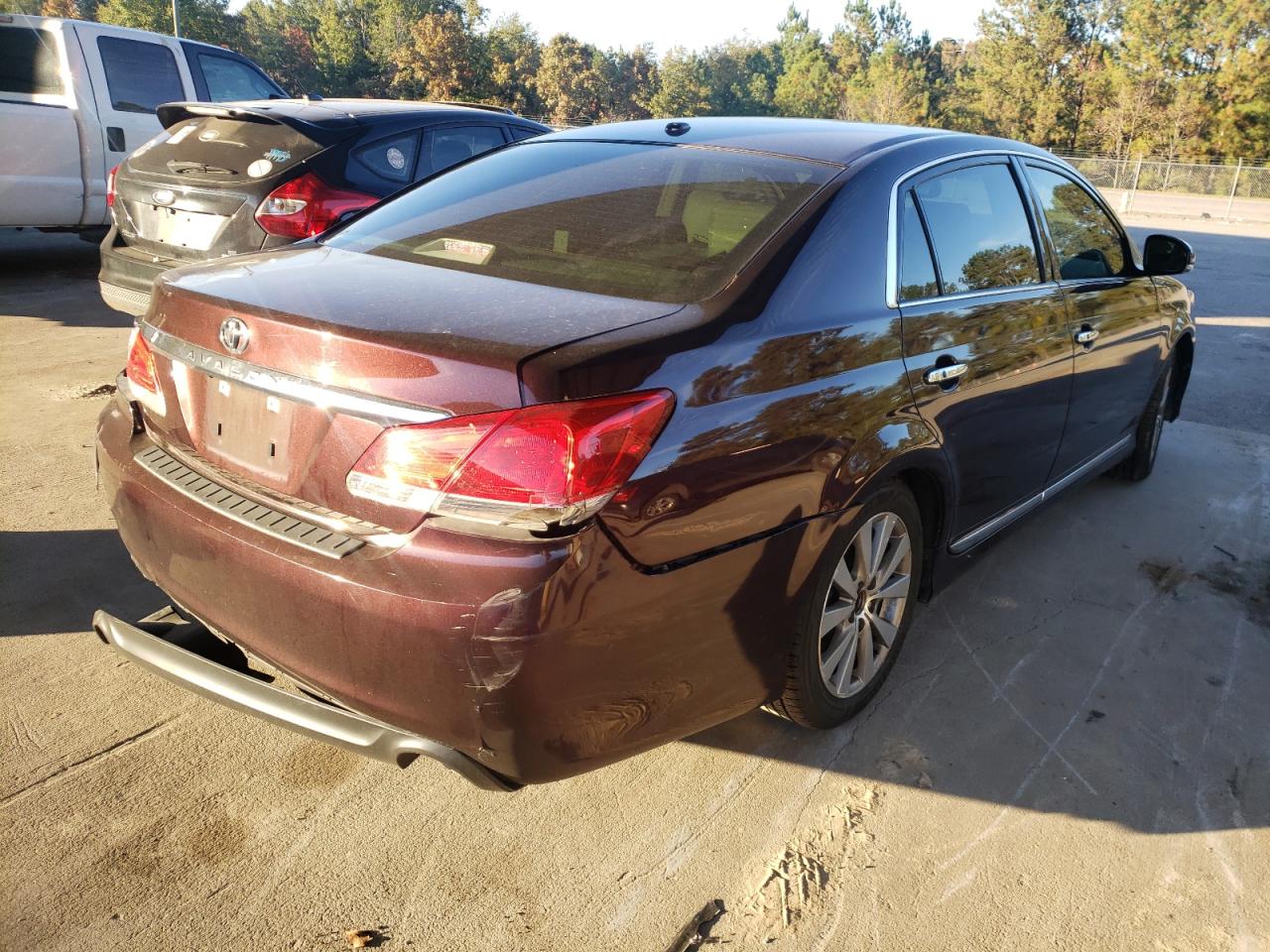 Photo 4 from auction – 2012 TOYOTA AVALON BAS with VIN 4T1BK3DBXCU454880