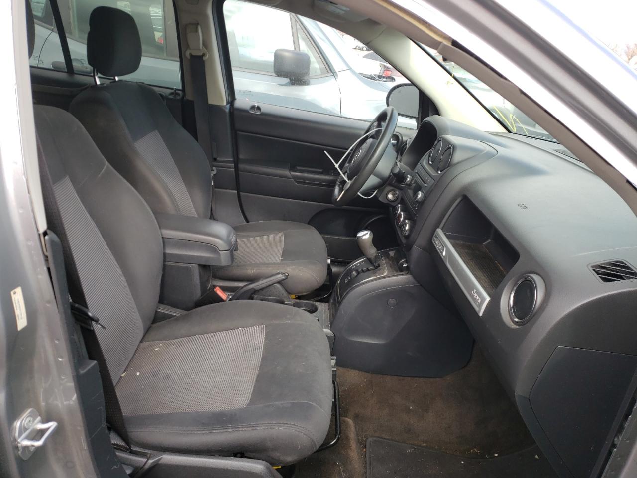 Photo 5 from auction – 2015 JEEP COMPASS SP with VIN 1C4NJDBB6FD269100