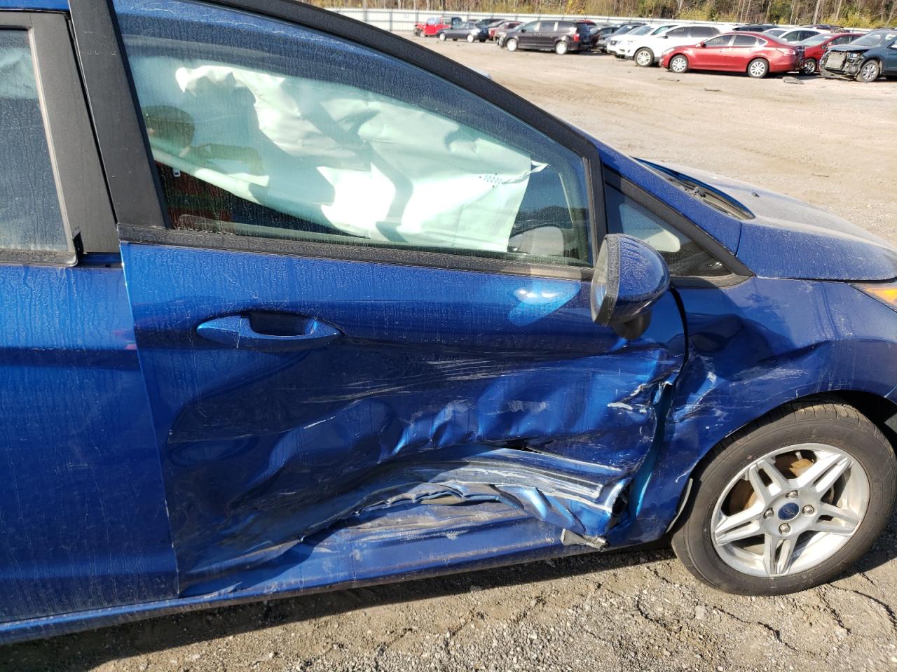 Photo 5 from auction – 2019 FORD FIESTA SE with VIN 3FADP4EJ8KM103341