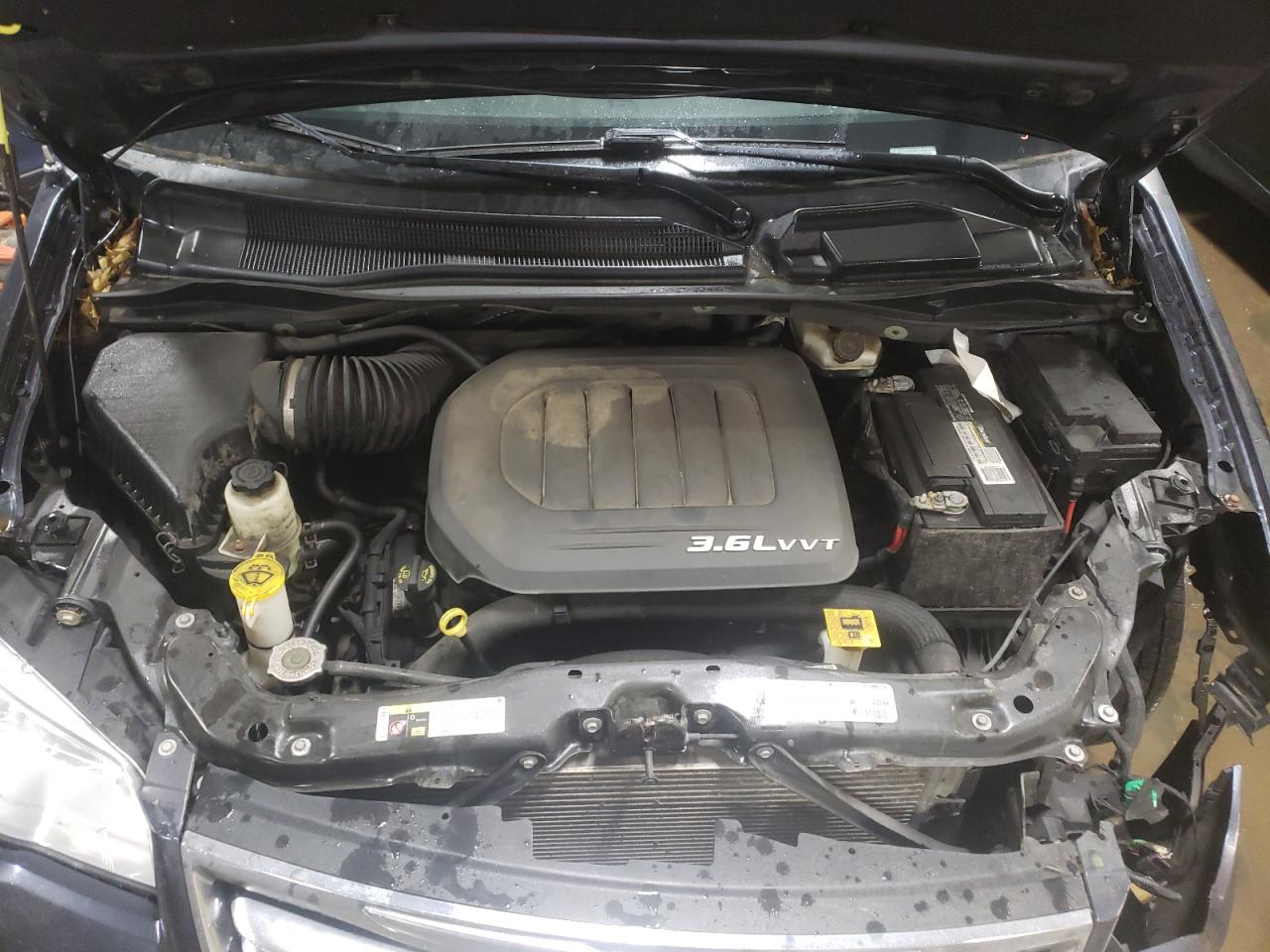 Photo 7 from auction – 2013 CHRYSLER TOWN & COU with VIN 2C4RC1GG8DR595358