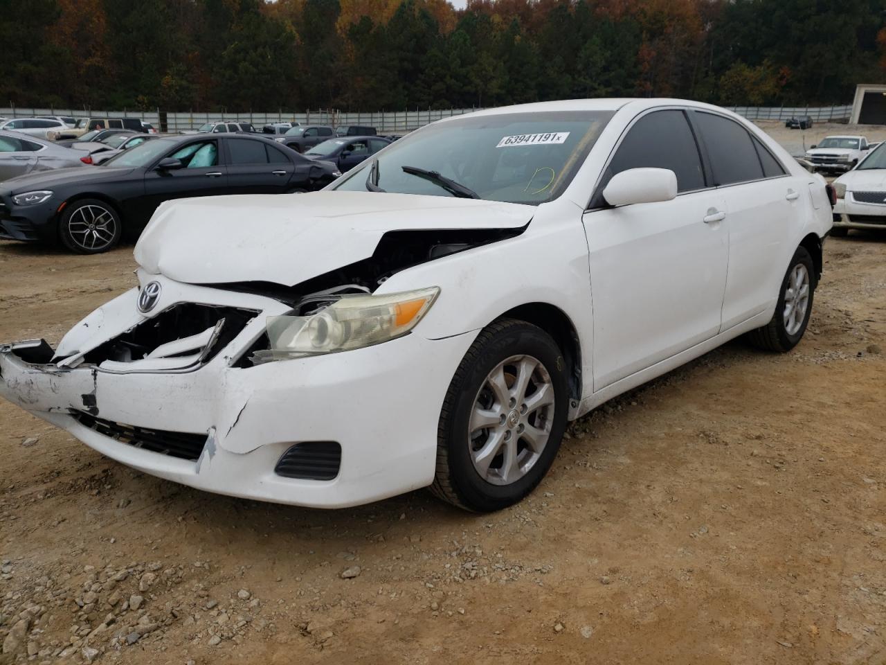 Foto 2 de la subasta – 2011 TOYOTA CAMRY BASE con VIN 4T1BF3EK6BU628607