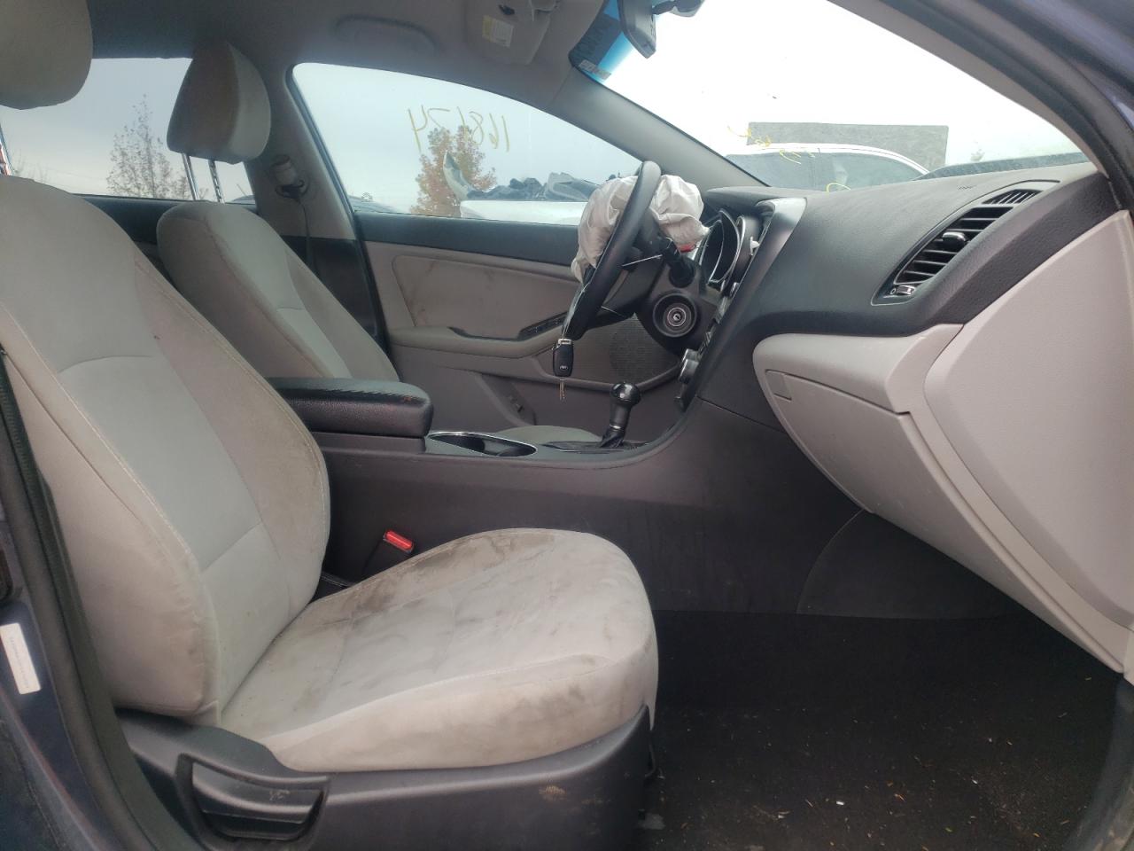 Photo 5 from auction – 2015 KIA OPTIMA LX with VIN 5XXGM4A72FG476554