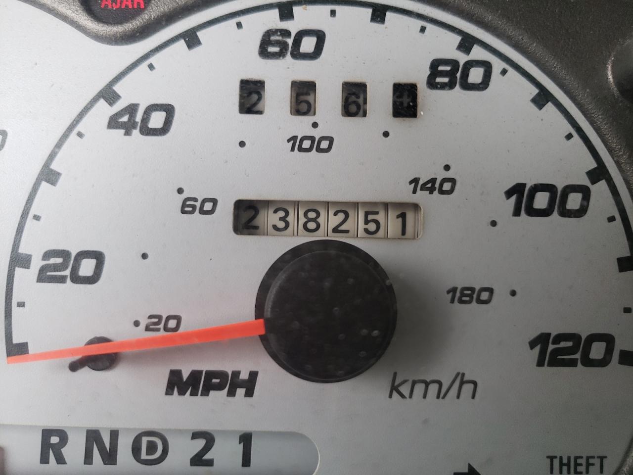 Photo 8 from auction – 2003 FORD EXPLORER S with VIN 1FMZU67E43UA40185