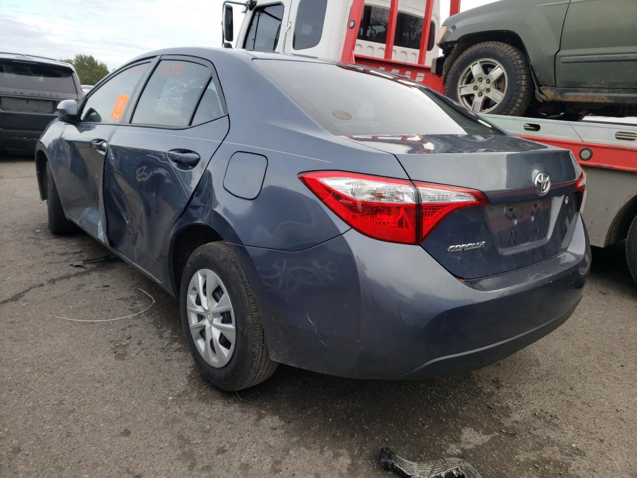 Photo 3 from auction – 2015 TOYOTA COROLLA L with VIN 5YFBURHE6FP358834