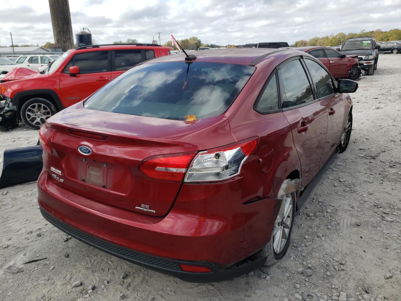 Photo 4 from auction – 2015 FORD FOCUS SE with VIN 1FADP3F29FL238269